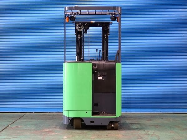 Reach Forklift — Auction (lot 1207-6468527)