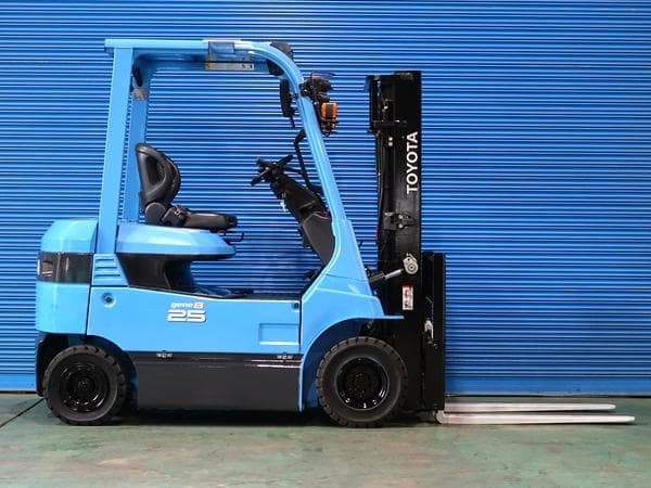 Battery Forklift — Auction (lot 1207-6468545)