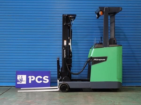 Reach Forklift — Auction (lot 1207-6469654)