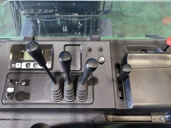 Reach Forklift — Auction (lot 1207-6469654)