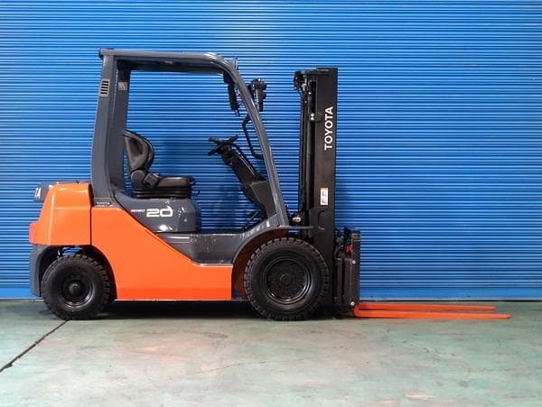 Forklift — Auction (lot 1207-6469701)