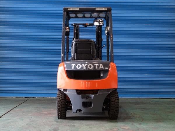 Forklift — Auction (lot 1207-6469701)