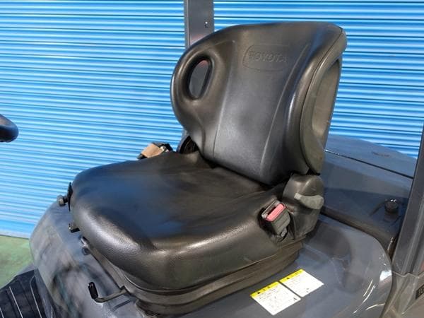 Forklift — Auction (lot 1207-6469701)