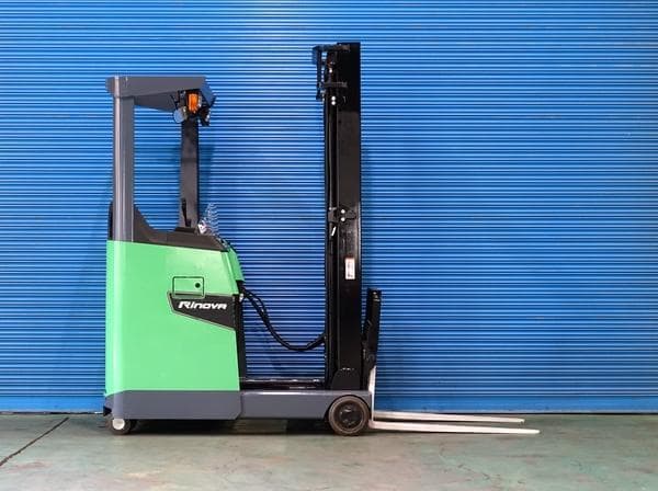 Reach Forklift — Auction (lot 1207-6470344)