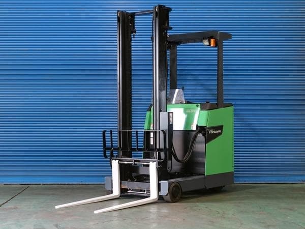 Reach Forklift — Auction (lot 1207-6470344)