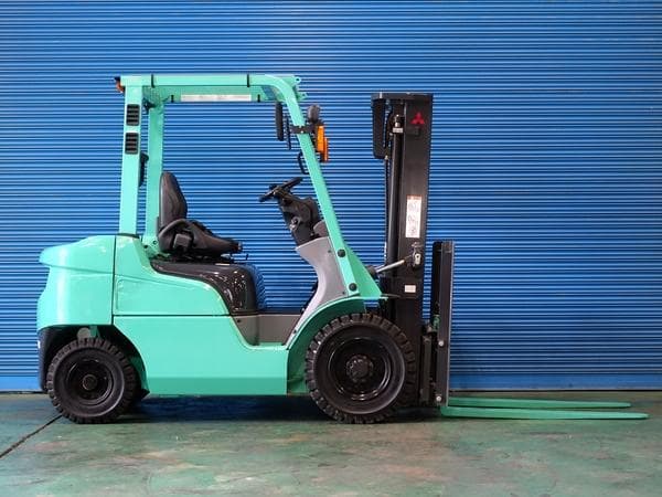 Forklift — Auction (lot 1207-6471538)