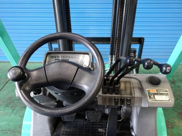 Forklift — Auction (lot 1207-6471538)