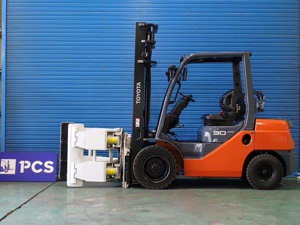 Forklift — Auction (lot 1207-6471565)