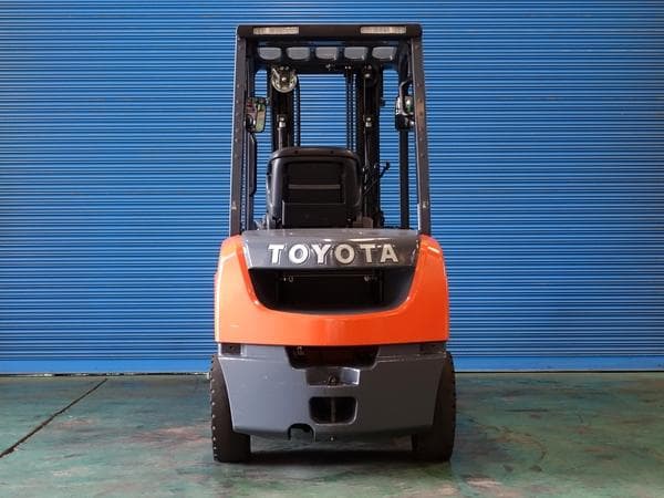 Forklift — Auction (lot 1207-6474108)