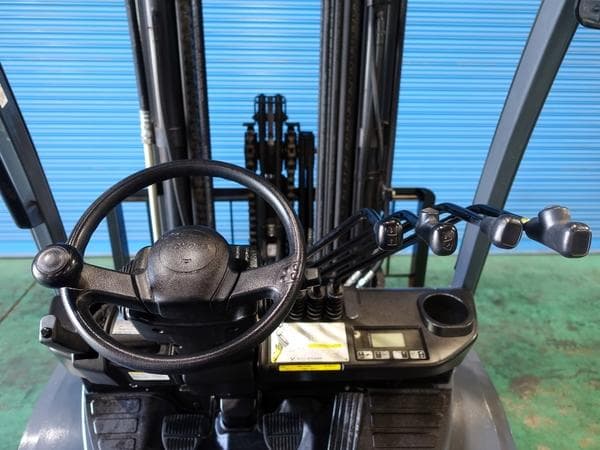 Forklift — Auction (lot 1207-6474108)