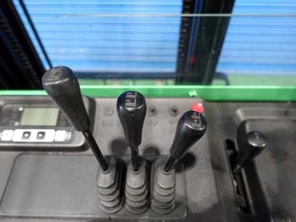 Reach Forklift — Auction (lot 1207-6474139)