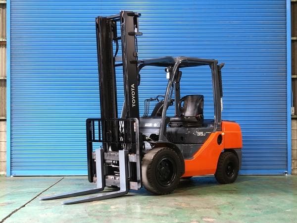 Forklift — Auction (lot 1207-6474140)