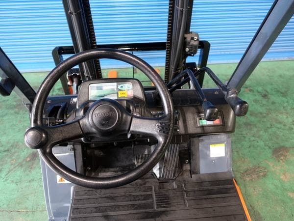 Battery Forklift — Auction (lot 1207-6474150)