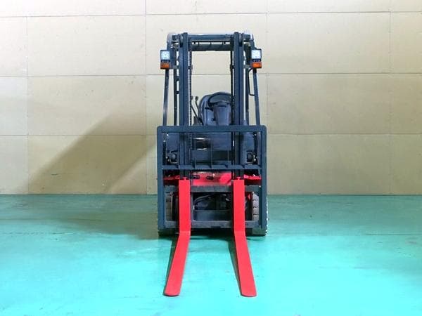 Battery Forklift — Auction (lot 1207-6480660)