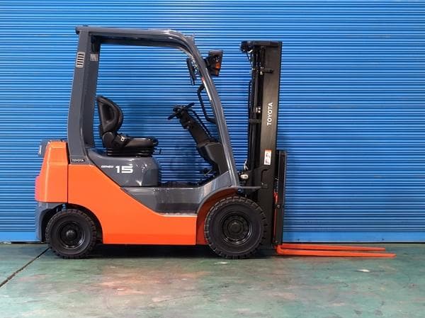 Forklift — Auction (lot 1207-6481044)