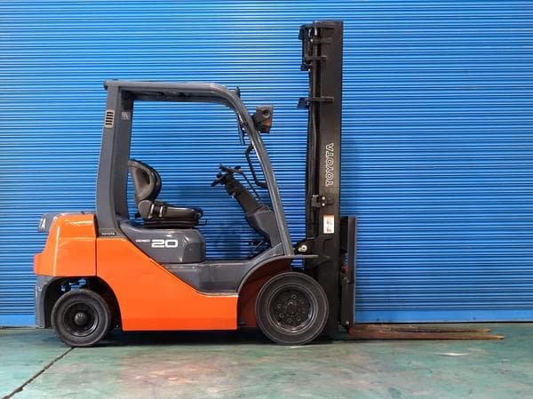 Forklift — Auction (lot 1207-6481099)