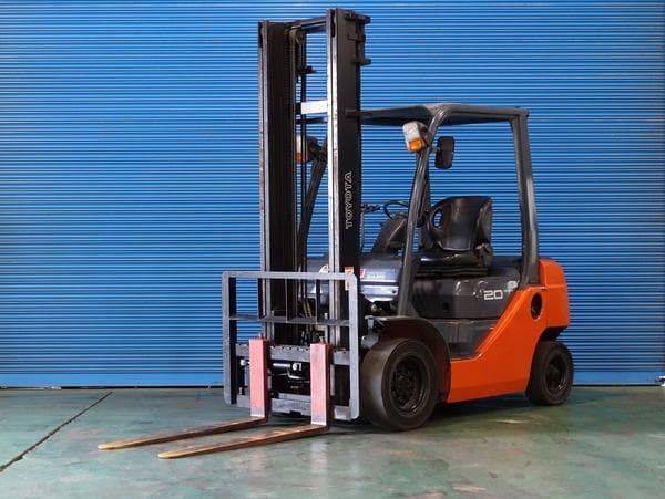 Forklift — Auction (lot 1207-6481099)