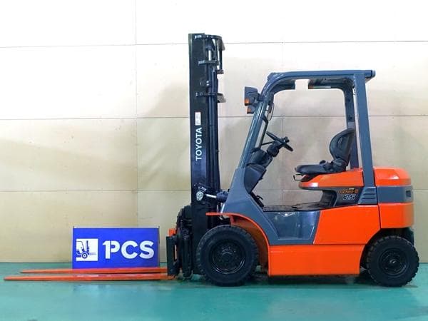 Battery Forklift — Auction (lot 1207-6483903)