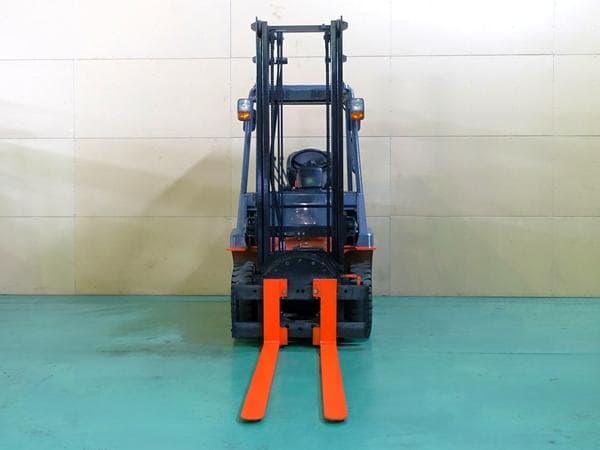 Battery Forklift — Auction (lot 1207-6483903)