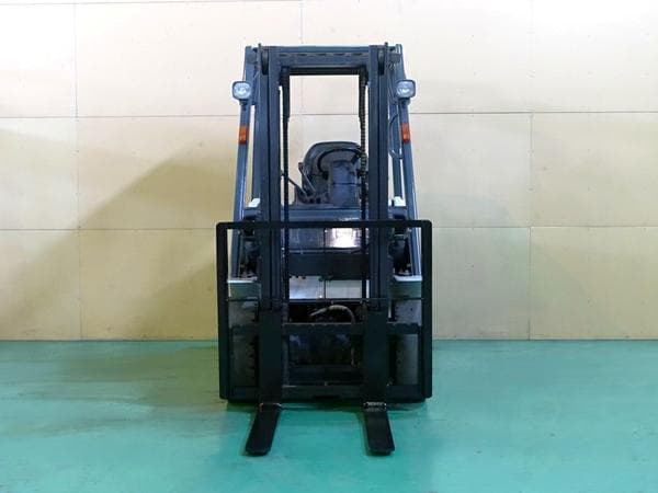 Forklift — Auction (lot 1207-6483923)