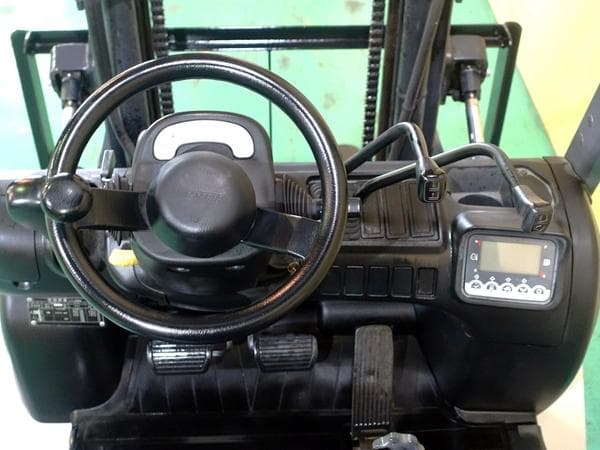 Forklift — Auction (lot 1207-6483923)