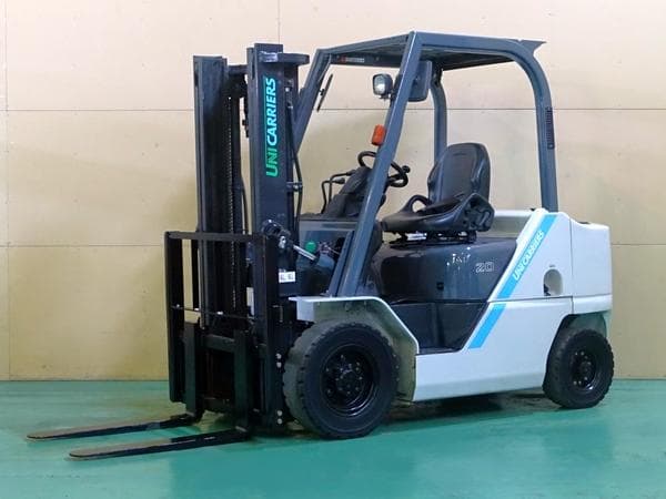 Forklift — Auction (lot 1207-6483923)