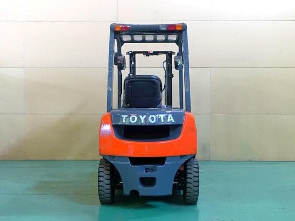 Forklift — Auction (lot 1207-6483924)