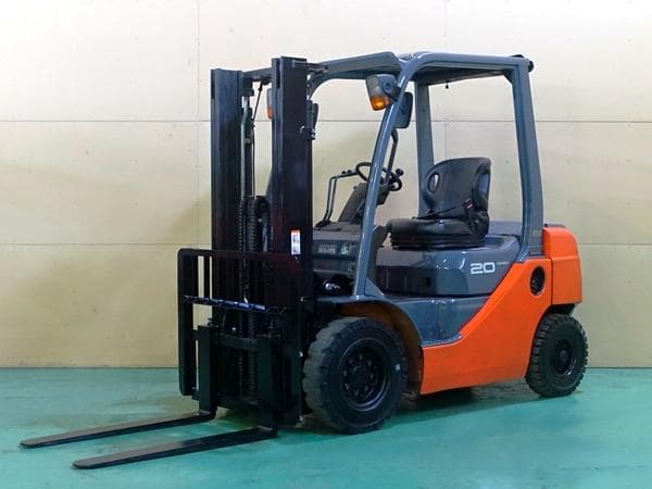 Forklift — Auction (lot 1207-6483924)