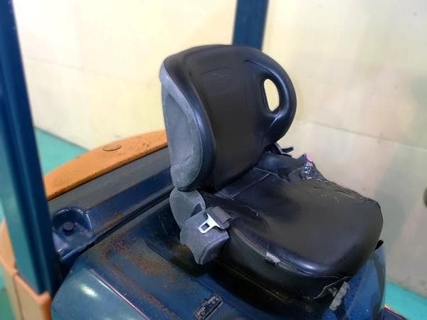Forklift — Auction (lot 1207-6483936)