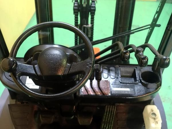 Forklift — Auction (lot 1207-6485851)