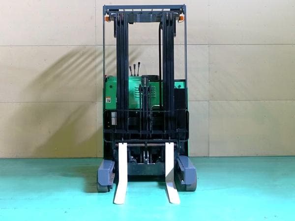 Reach Forklift — Auction (lot 1207-6485853)