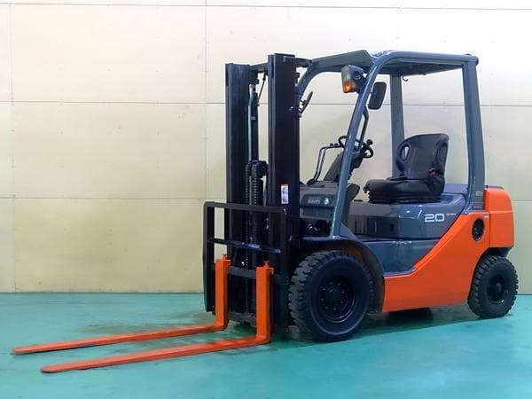 Forklift — Auction (lot 1207-6490216)