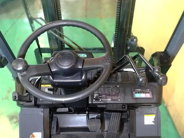 Battery Forklift — Auction (lot 1207-6492826)