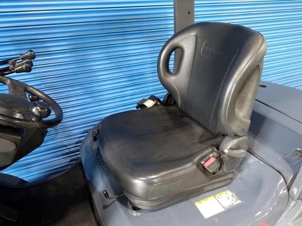 Forklift — Auction (lot 1207-6493734)