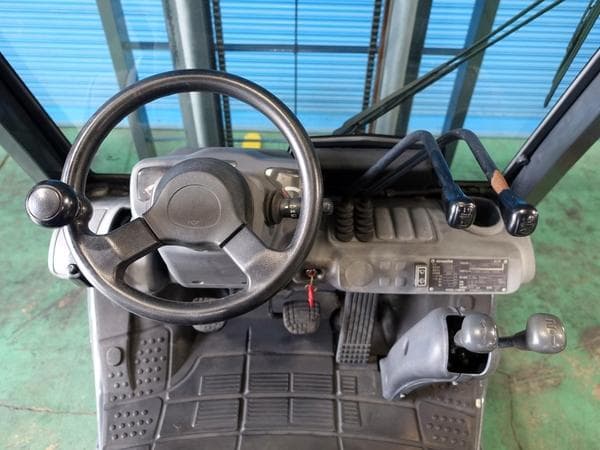 Forklift — Auction (lot 1207-6493772)