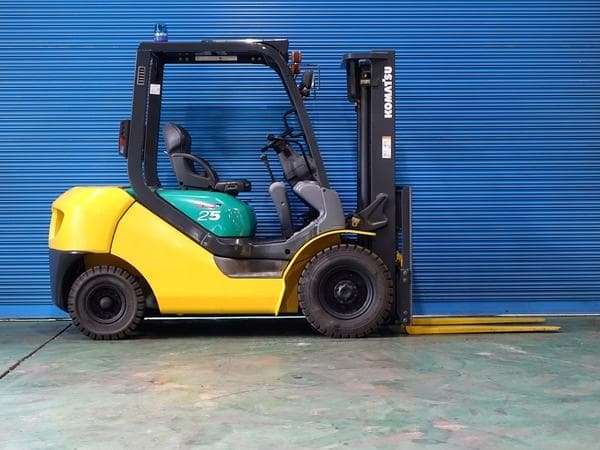Forklift — Auction (lot 1207-6493857)