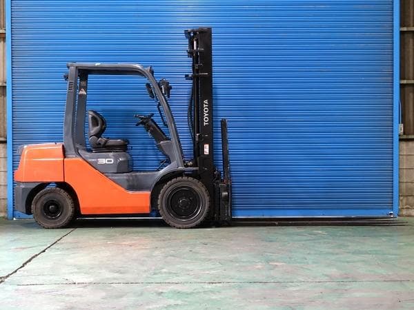 Forklift — Auction (lot 1207-6493988)