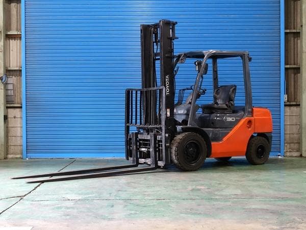 Forklift — Auction (lot 1207-6493988)