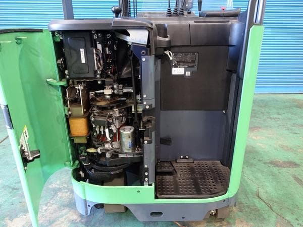 Reach Forklift — Auction (lot 1207-6495301)
