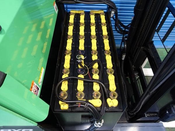 Reach Forklift — Auction (lot 1207-6495301)