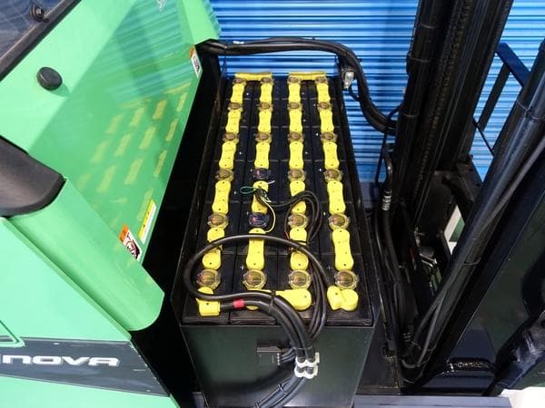 Reach Forklift — Auction (lot 1207-6495302)