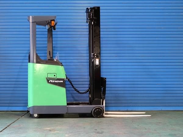 Reach Forklift — Auction (lot 1207-6495313)