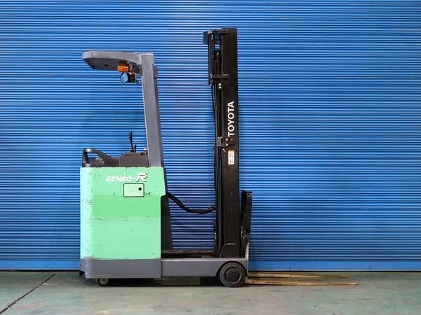 Reach Forklift — Auction (lot 1207-6495340)