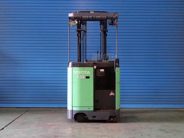 Reach Forklift — Auction (lot 1207-6495340)