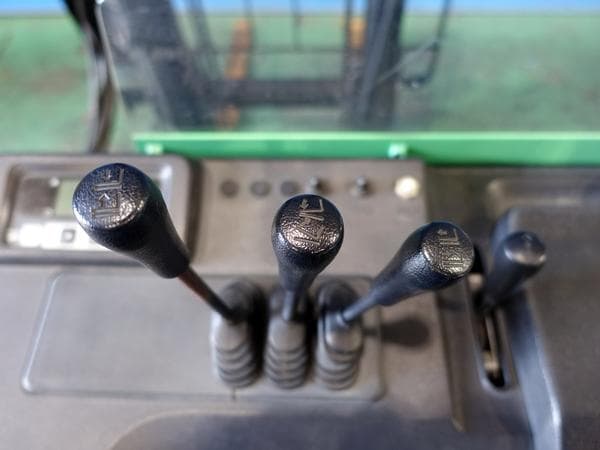 Reach Forklift — Auction (lot 1207-6495340)