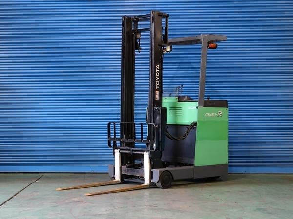 Reach Forklift — Auction (lot 1207-6495340)