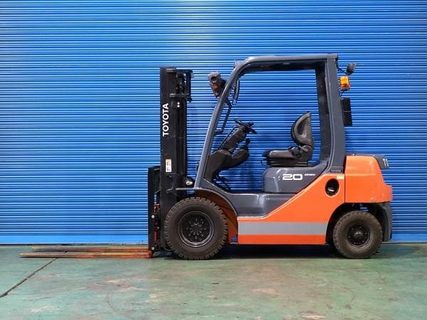 Forklift — Auction (lot 1207-6495342)