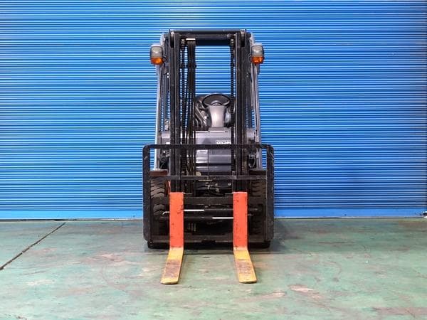 Forklift — Auction (lot 1207-6495342)