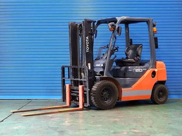Forklift — Auction (lot 1207-6495342)