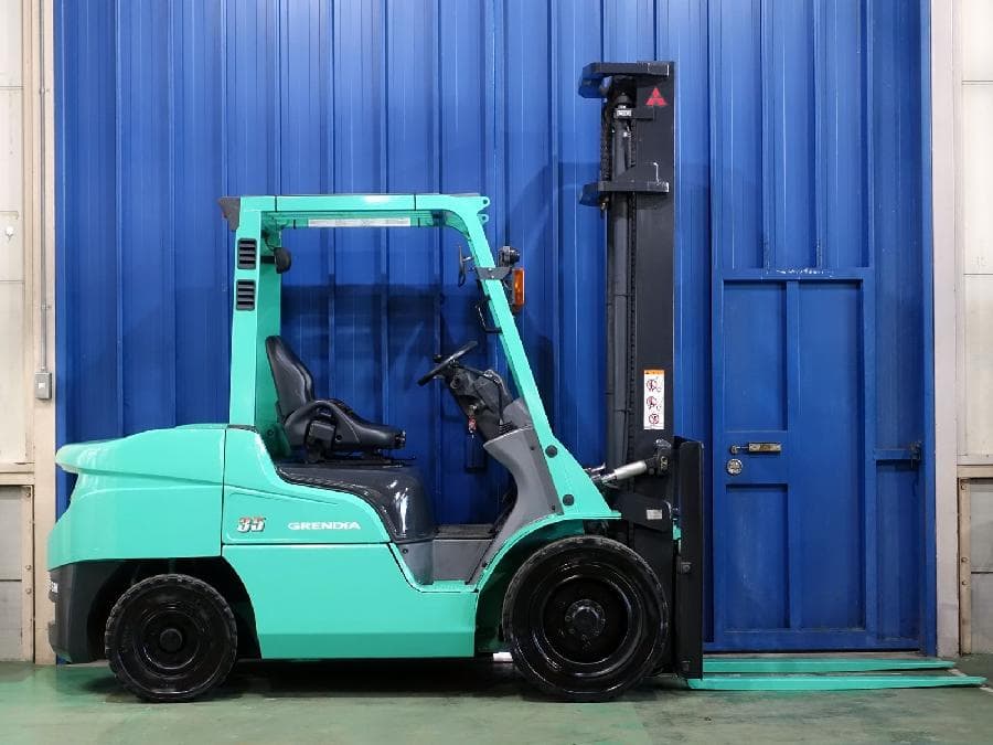 Forklift — Auction (lot 1207-6497181)